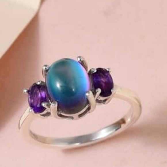 Aurora Moonstone & Amethyst Ring Platinum over Sterling Silver Sz 8! 💫 - Picture 4 of 7